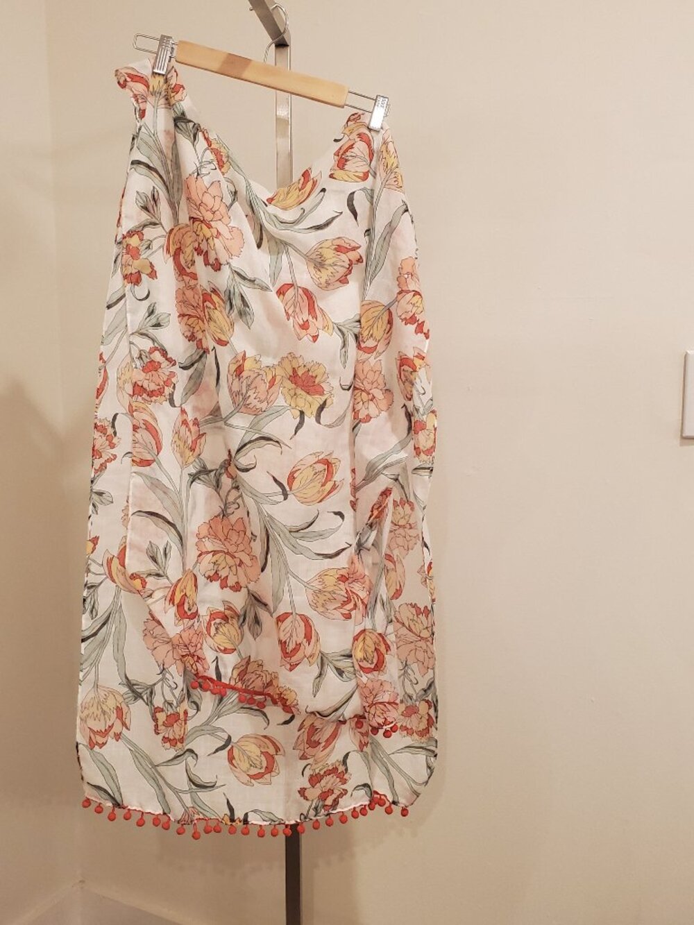 Floral Scarf Wrap Beach Sarong Swim Cover Up Pom Pom Trim Tulip Print Lightweigh
